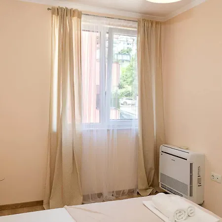 Aquarelle Briz - Cozy 1 Bedroom Flat With Balcony By Flat Manаger Апартаменти *