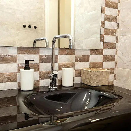Апартаменти Aquarelle Briz - Cozy 1 Bedroom Flat With Balcony By Flat Manаger *