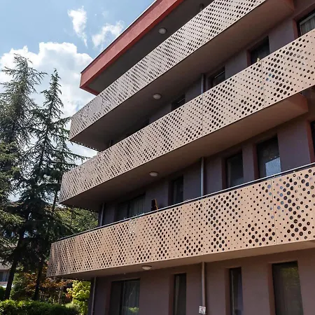 Апартаменти Aquarelle Briz - Cozy 1 Bedroom Flat With Balcony By Flat Manаger *